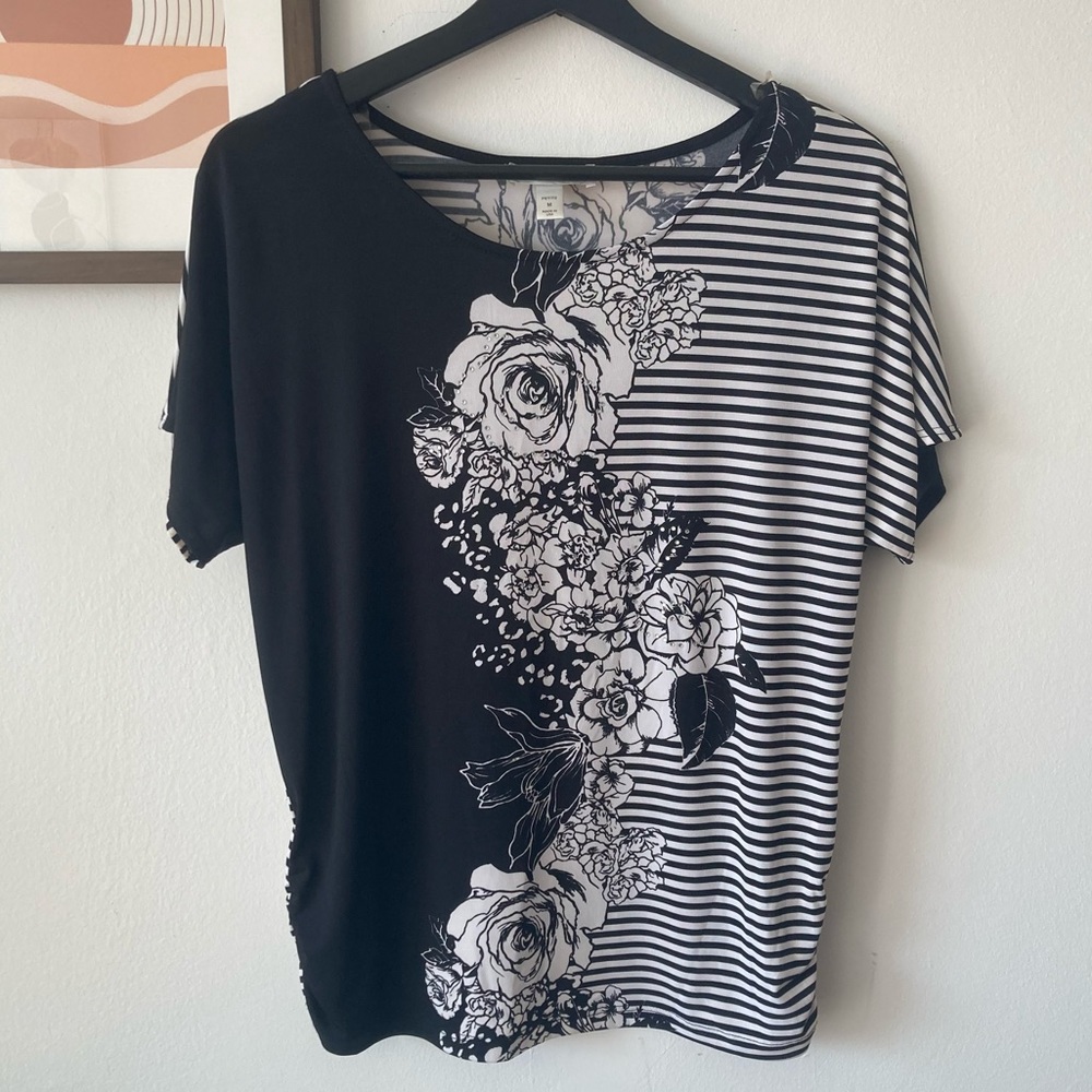 Petite Floral Dress Barn Blouse, Size Medium Petite!